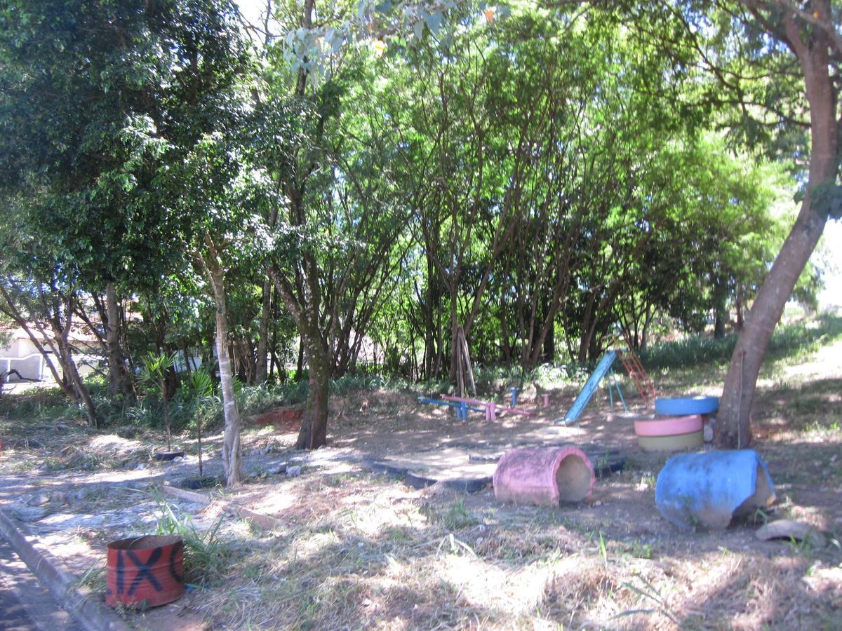 Hostel Famille Brun Trevo Sao Joao da Boa Vista Ngoại thất bức ảnh